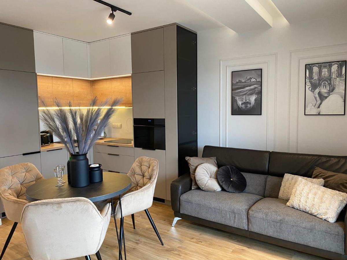 Family & Business Elegant Apartments Kadzielnia, Ul Zgody, Stadion Korona, Wdk -1 Bedroom, Terrace, Garage - New! Kielce Kültér fotó