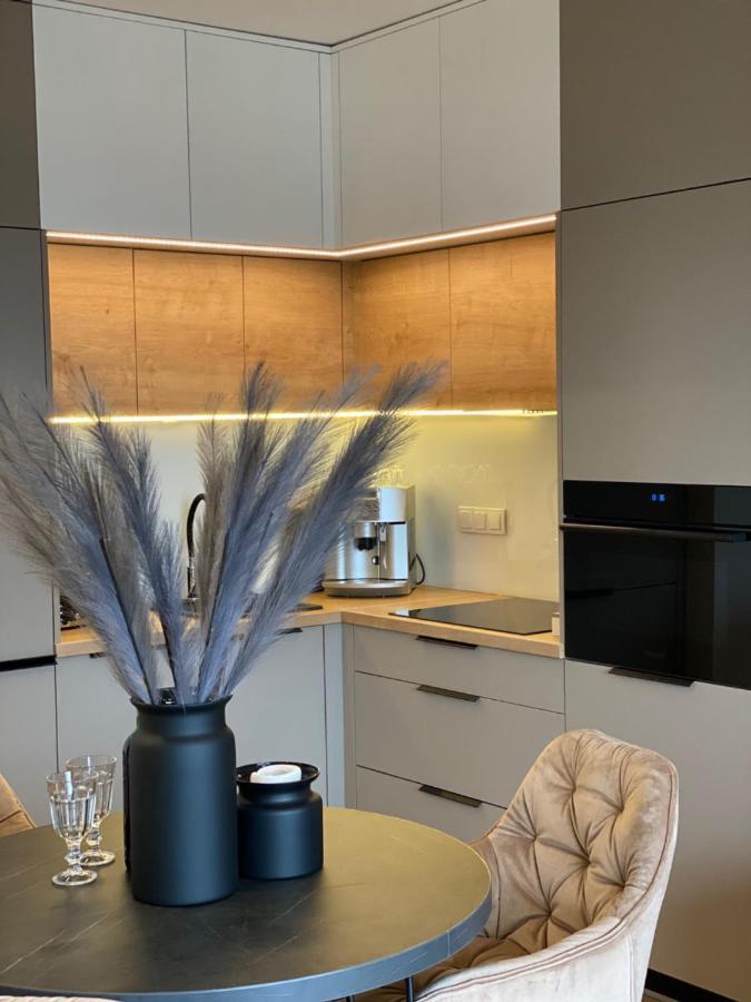 Family & Business Elegant Apartments Kadzielnia, Ul Zgody, Stadion Korona, Wdk -1 Bedroom, Terrace, Garage - New! Kielce Kültér fotó
