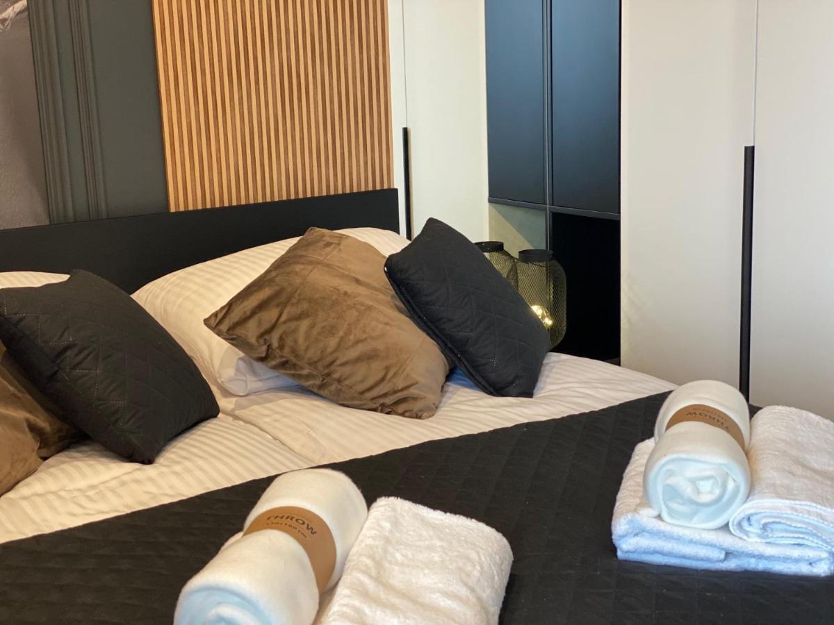 Family & Business Elegant Apartments Kadzielnia, Ul Zgody, Stadion Korona, Wdk -1 Bedroom, Terrace, Garage - New! Kielce Kültér fotó